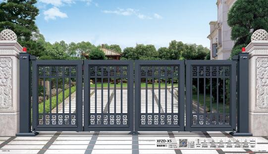 財(cái)門懸浮折疊門盡顯東莞市北師大翰林實(shí)驗(yàn)學(xué)校的高貴氣質(zhì)